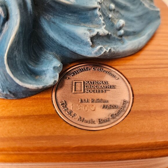 National Geographic Society Dolphin Wave By The San Francisco Music Box Co. - Picture 8 of 12